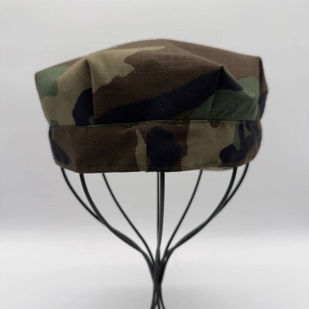 USGI Utility Cap Woodland Camo‎ with USMC Logo Small